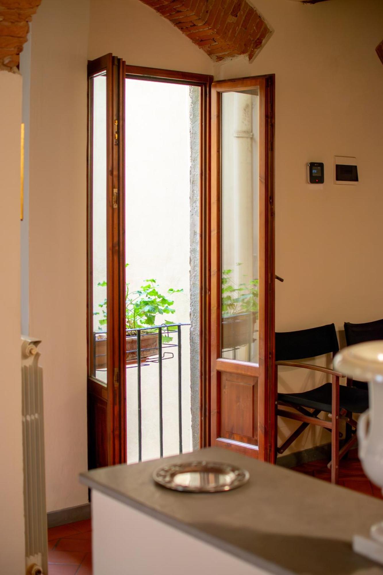 Central And Quiet Apartment Florenţa Exterior foto